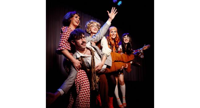 Die vier Sängerinnen Liza John, Jessica Jorgas-Chiriac, Anne Stabler und Steffi Klein gemeinsam mit dem Beatboxer Chris Herrmann