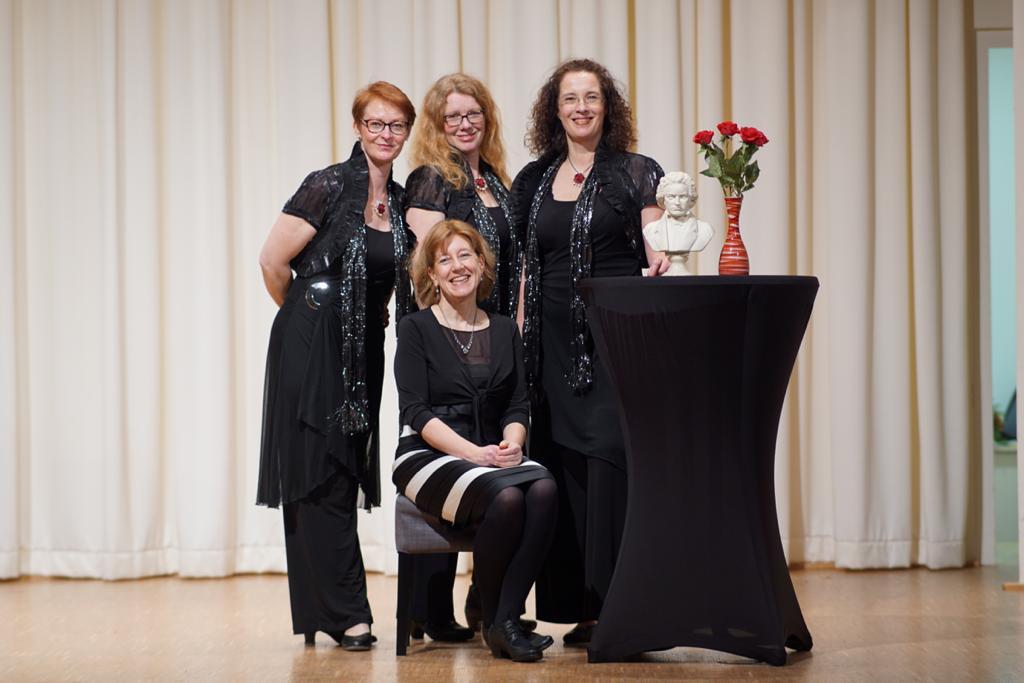 Unser Programm „Beethovens Beste - 4 Frauen für Ludwig“ mit Susanne Schneider am Klavier