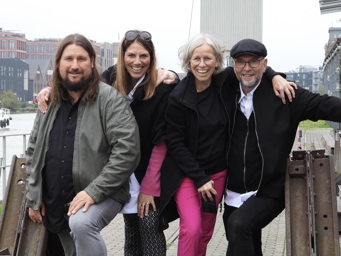 About Lola v.l.n.r.: Tobi Feltel, Eva Filius-Joepgen, Silke Brandt, Markus Joepgen