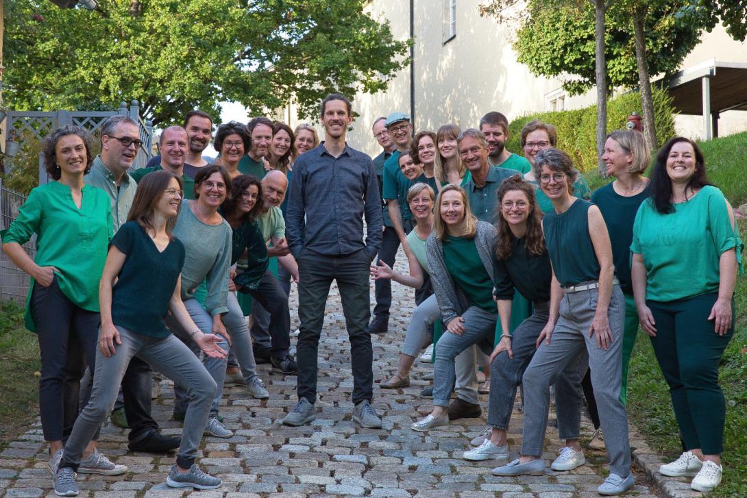 Der Münchner don camillo chor sucht tiefe Bässe!